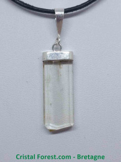 Hiddénite (Kunzite Verte) 