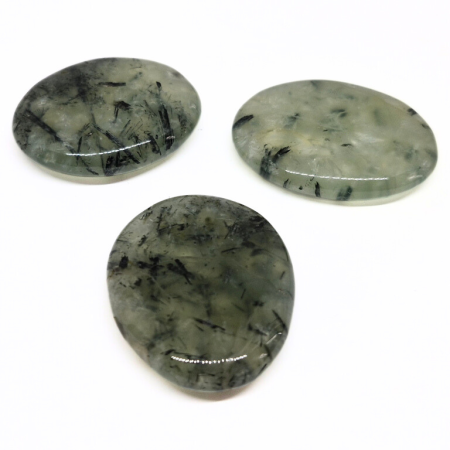 Image de 2 galets de Prehnite